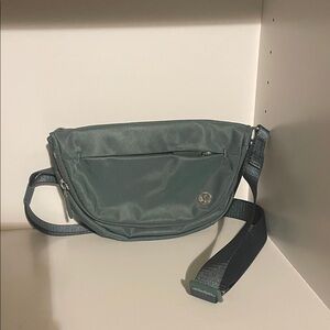 Lululemon Sage Green Everywhere Belt Bag
